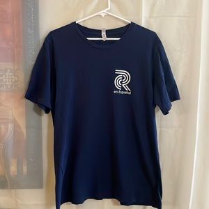 Canvas - Bella Canvas “en Español””Hacia Algo Mayor” Tee Shirt XL EUC